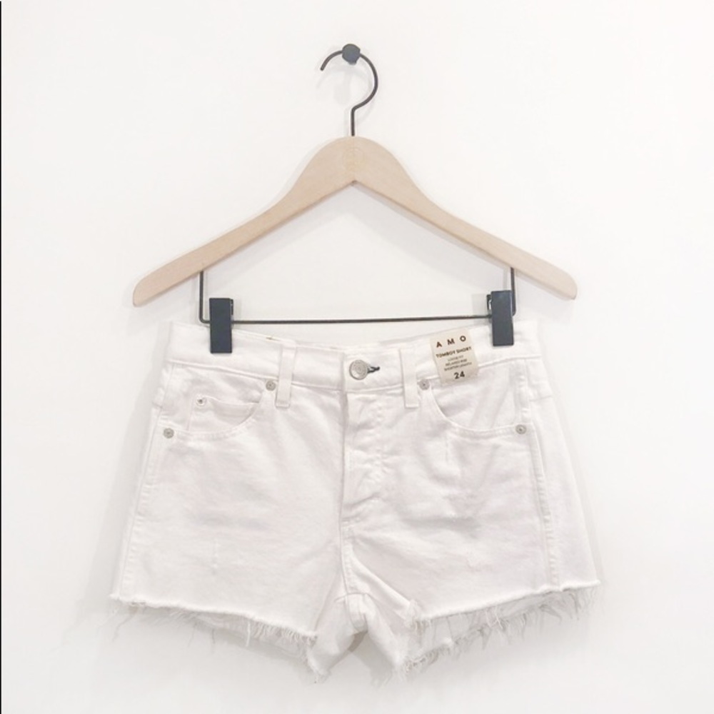 AMO White Tomboy shorts